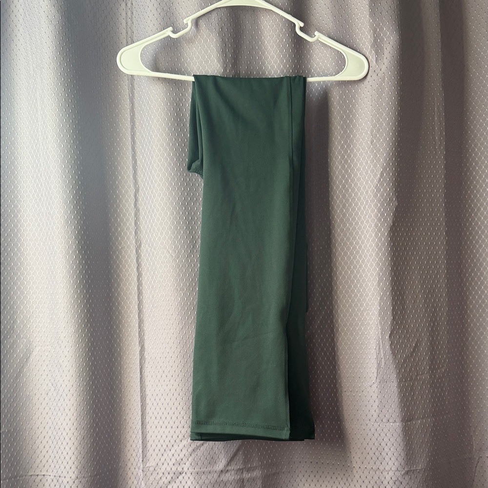 Danskin Dark Green High-Rise Leggings